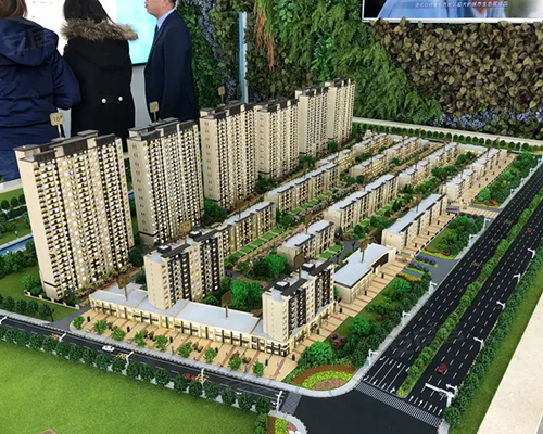 �L���к�ʢ����E�^